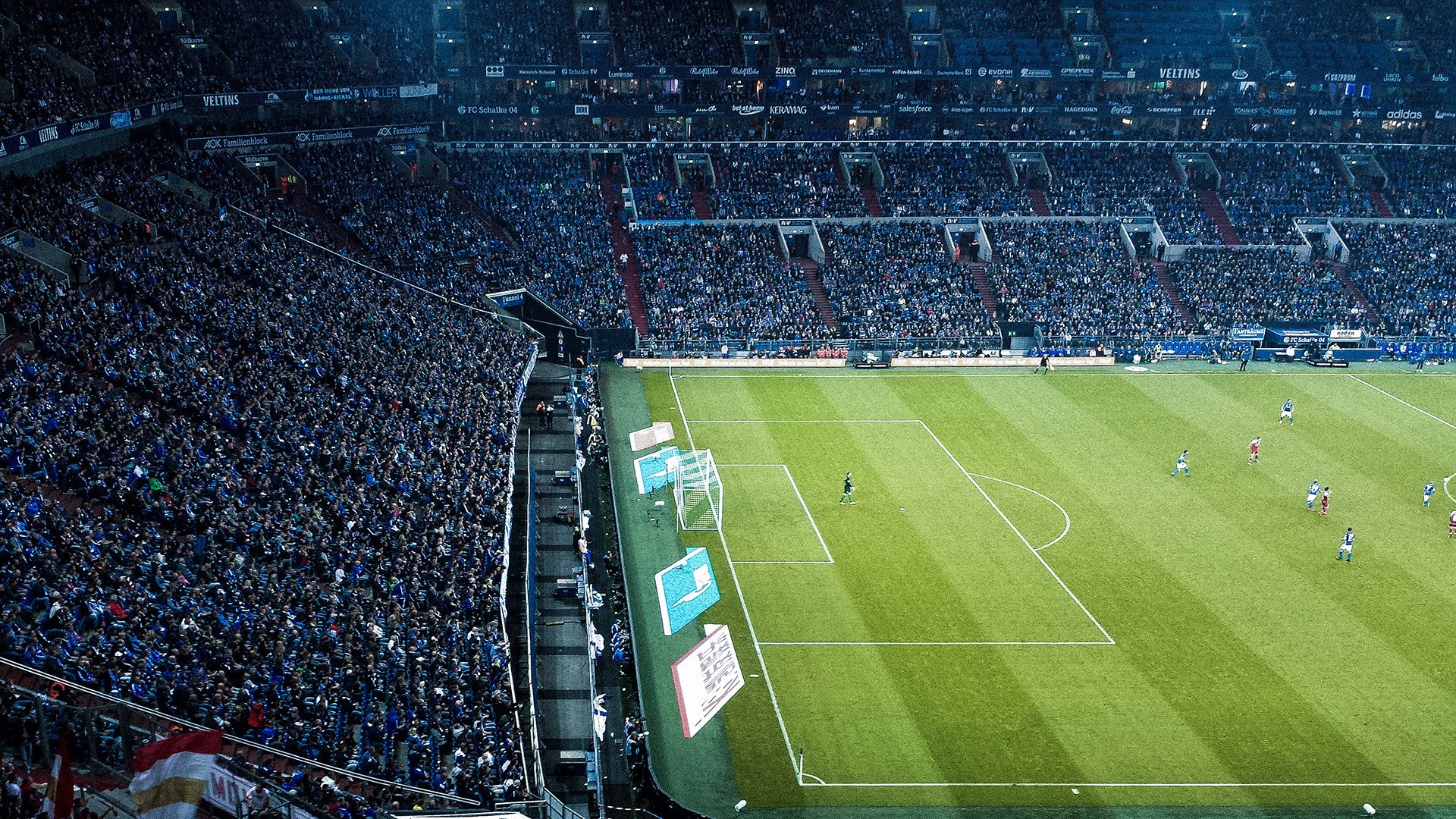 开云赛事集团-当敌意化作祈祷，绿茵场上最动人的一幕，绿茵场上的祈祷，敌意化作温情